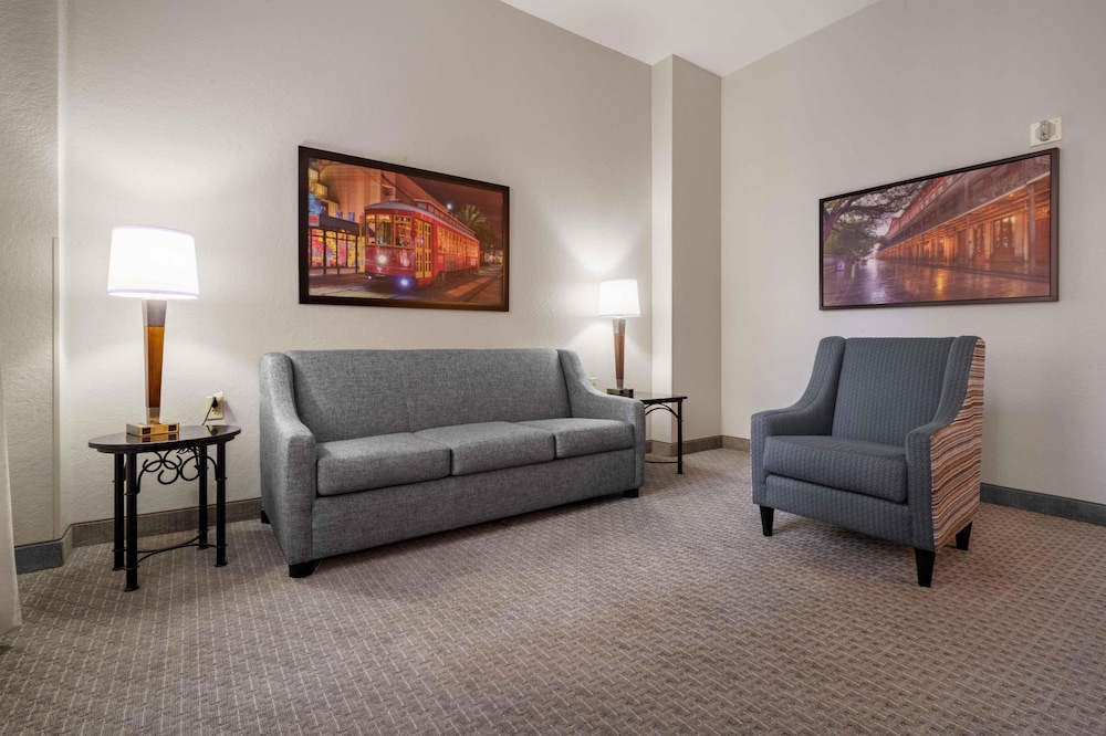 Drury Plaza Hotel New Orleans 25/50