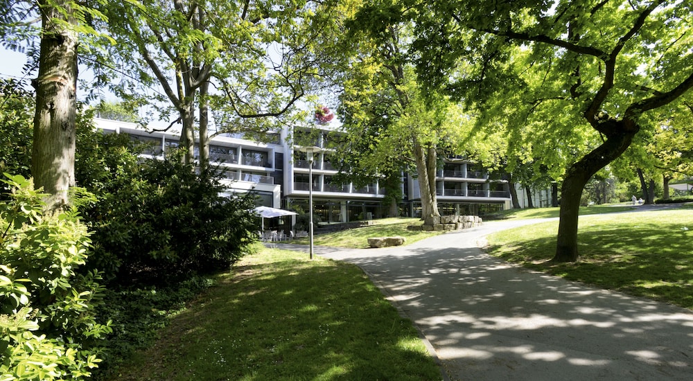 Favorite Parkhotel 64/69