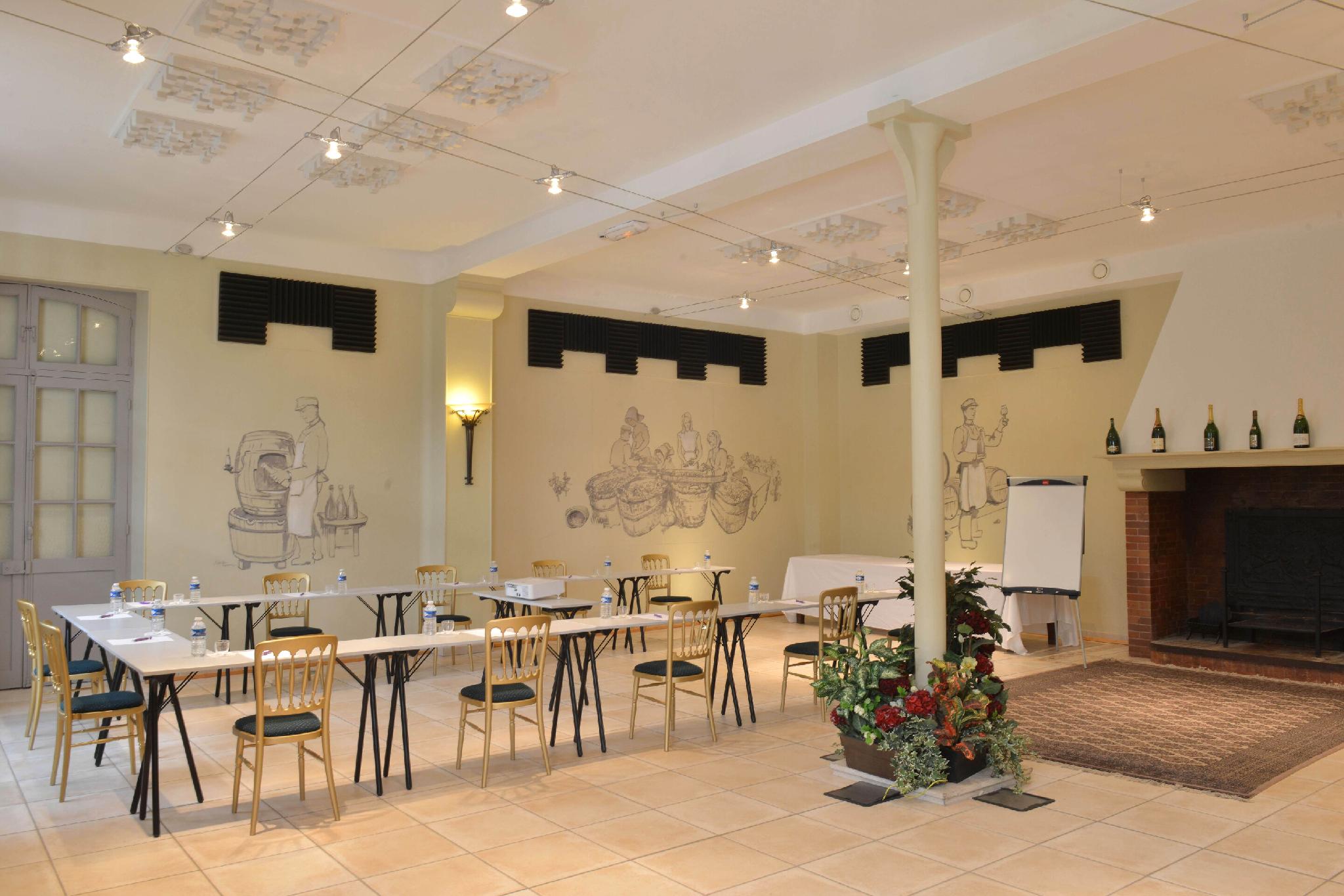Hotel Castel Jeanson 18/23
