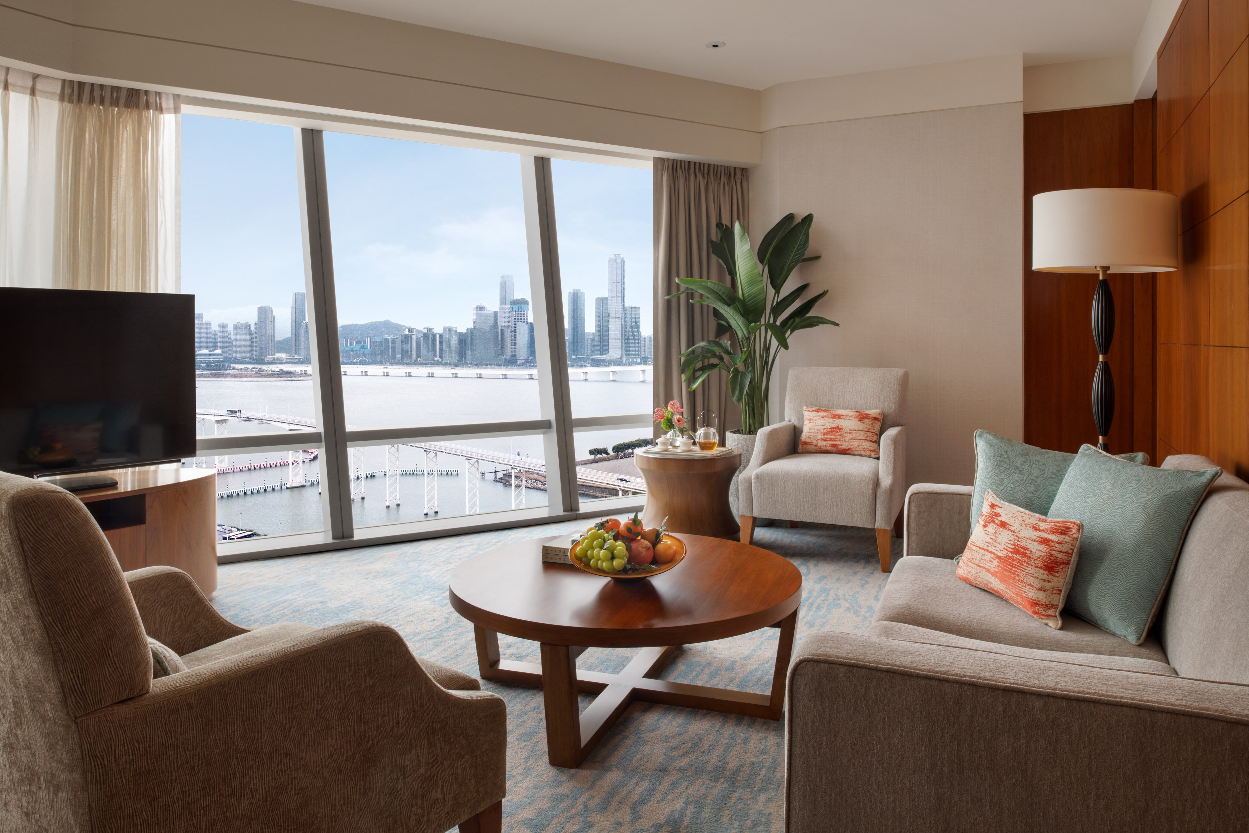 Mandarin Oriental Macau 24/50