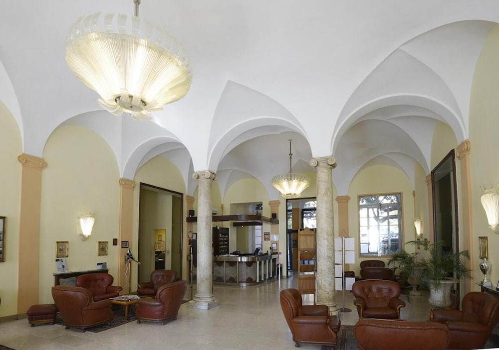 Grand Hotel Mediterranee 61/69