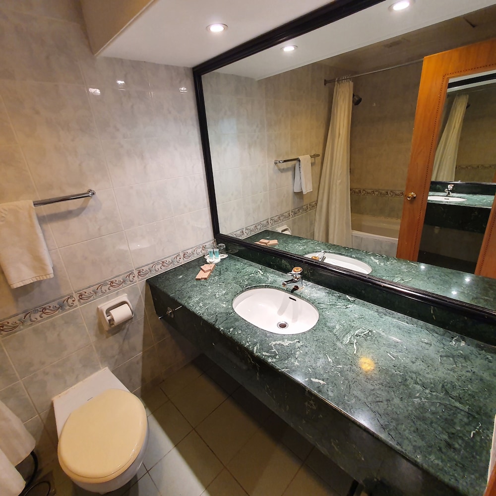 Parkview Hotel 22/50