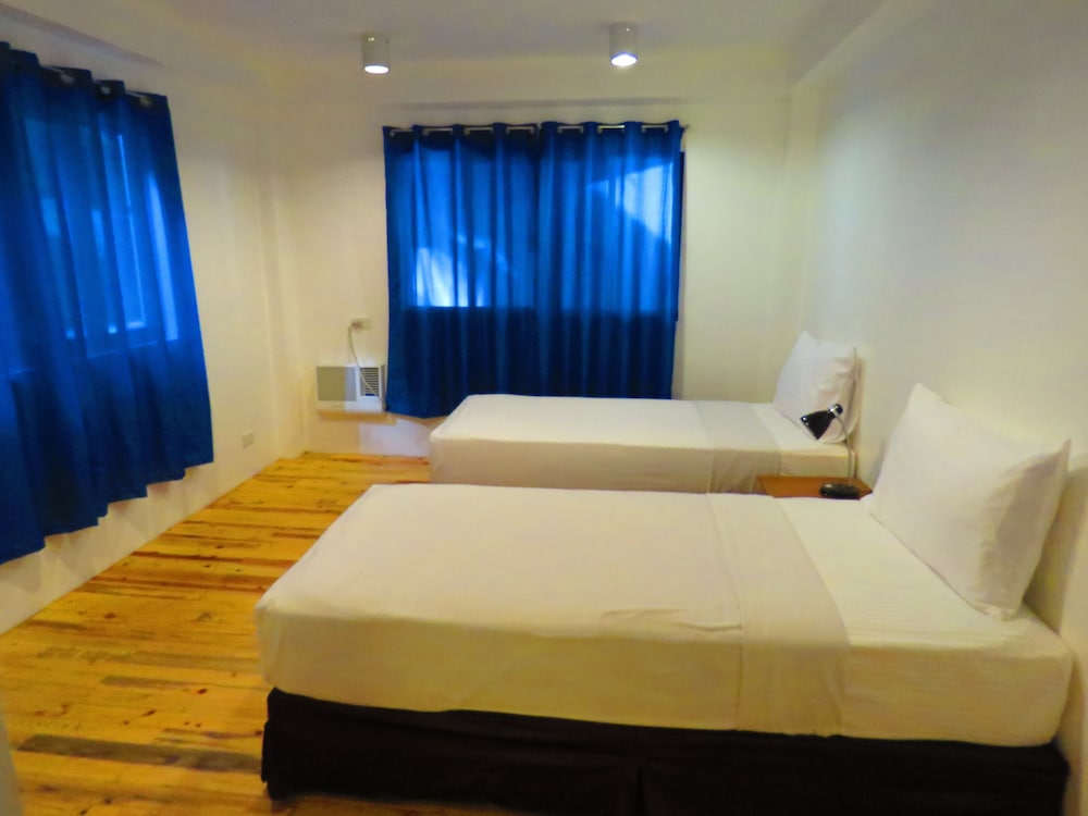 Aozora Seaside Mactan 8/68