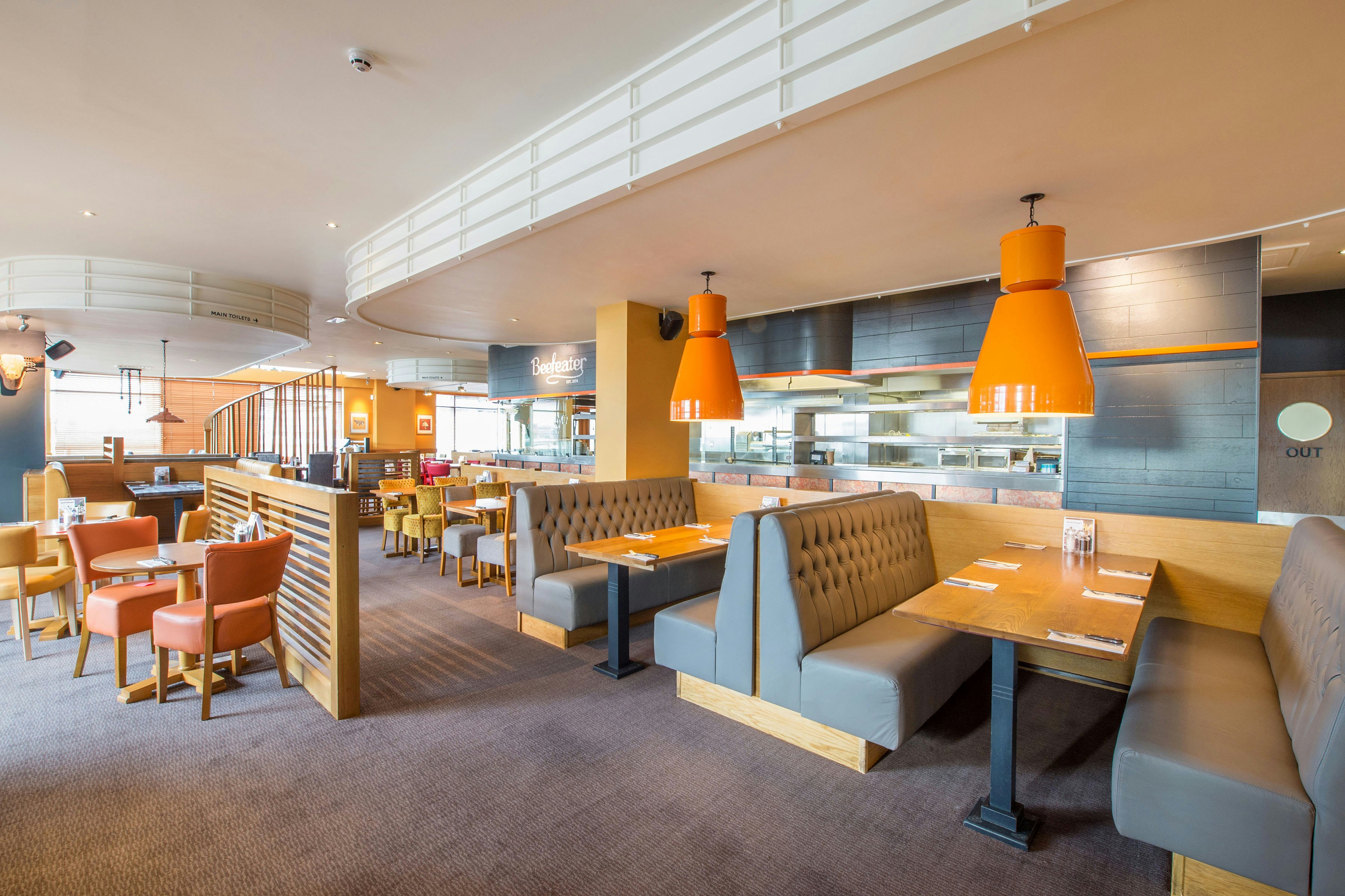 Premier Inn Swansea Waterfront 30/37