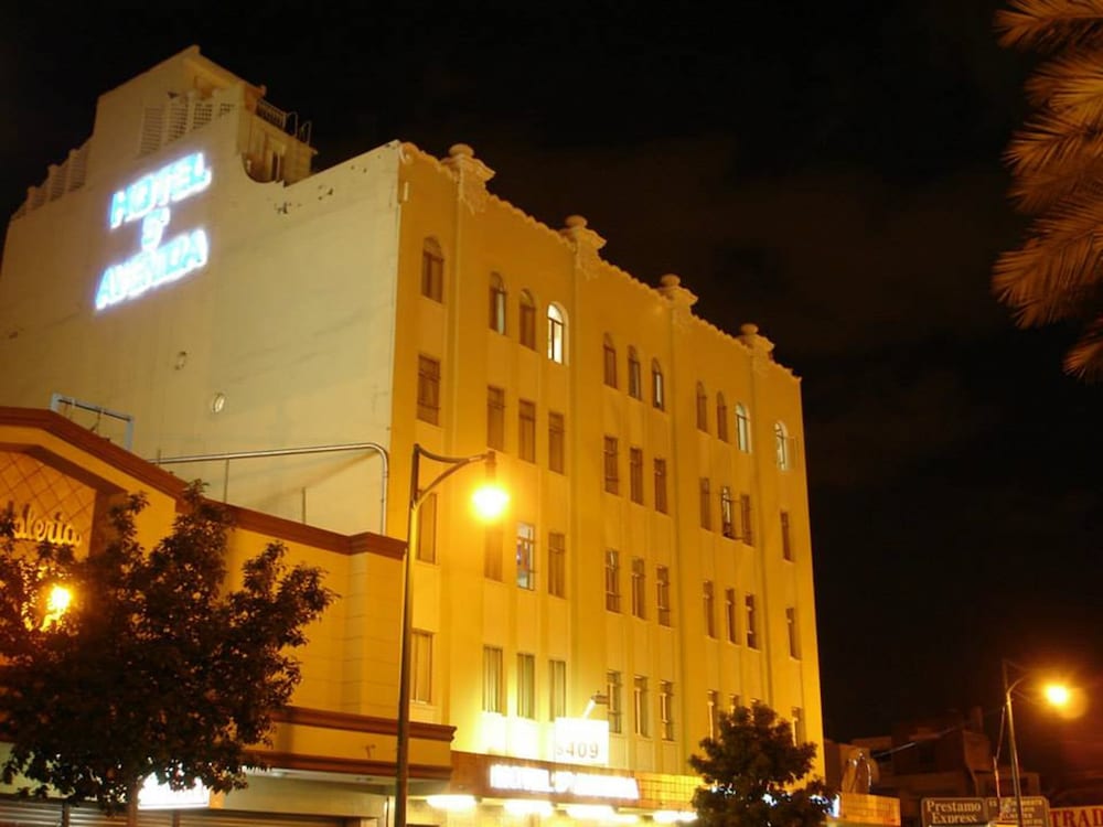 HOTEL 5A AVENIDA 1/34