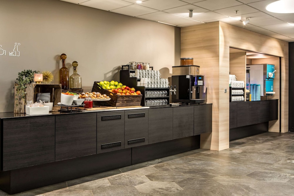 Quality Airport Hotel Gardermoen 10/71