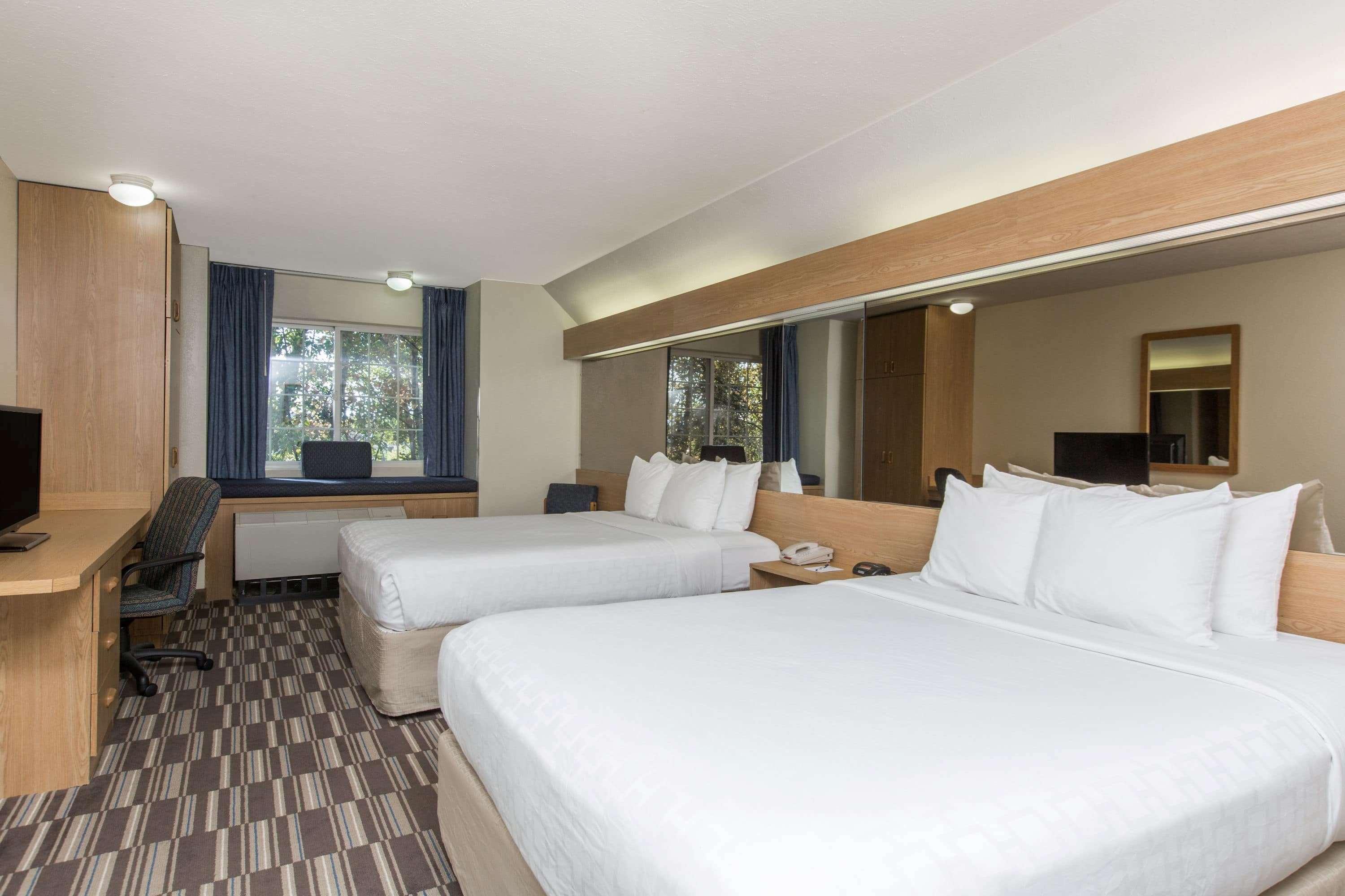 Baymont Inn & Suites by Wyndham Anchorage Airport 5/17