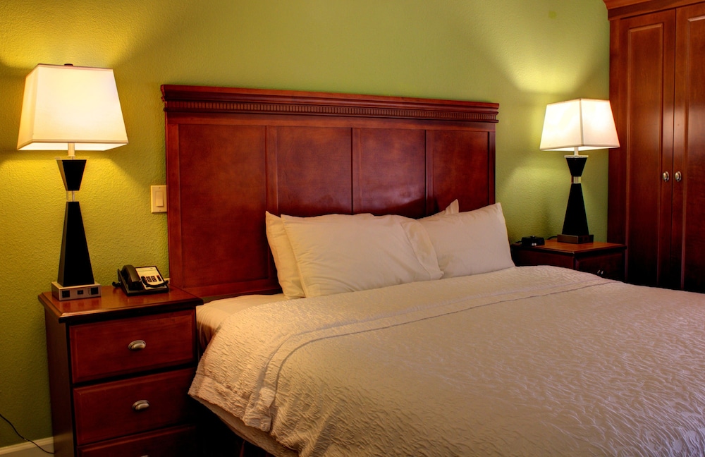 Hampton Inn Daytona Speedway-Airport 20/57