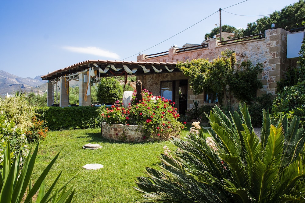 Kavoussi Resort 39/50