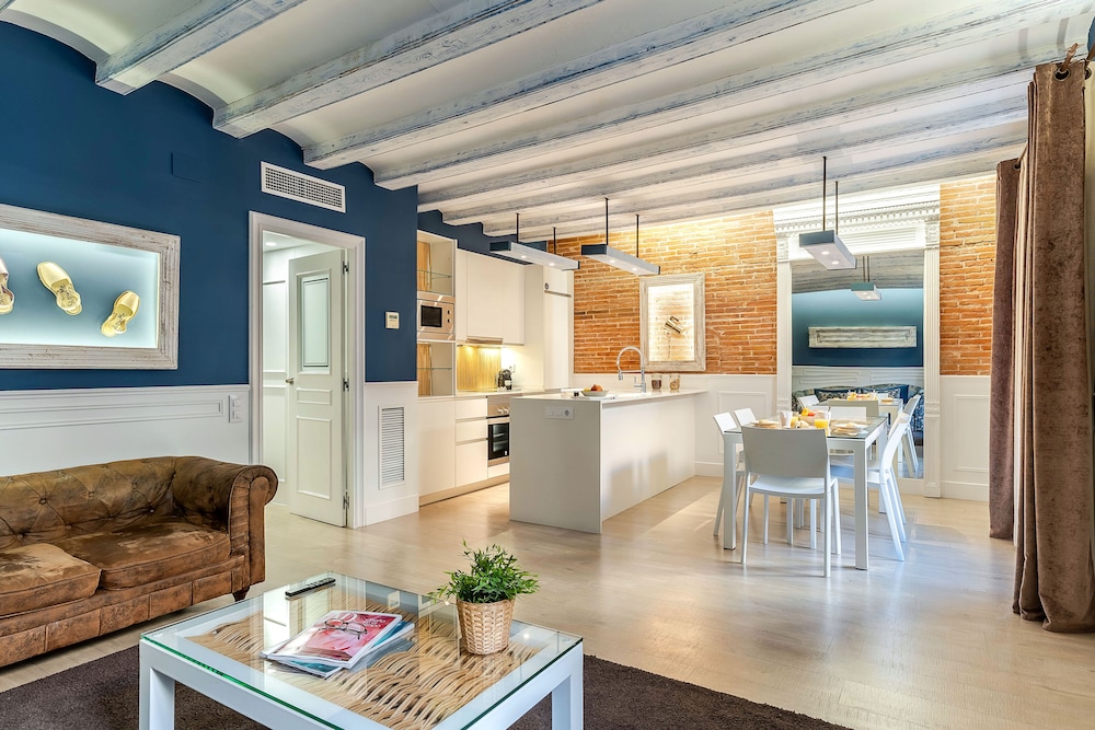 Enjoybcn Colon Apartments Barcelona 30/50