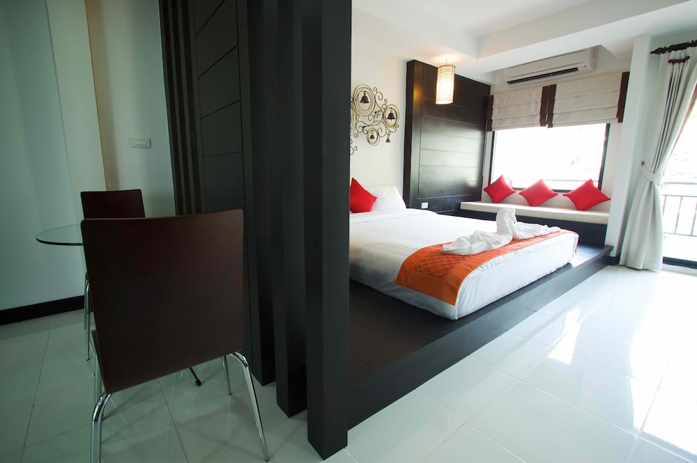 AMBER RESIDENCE 7/60