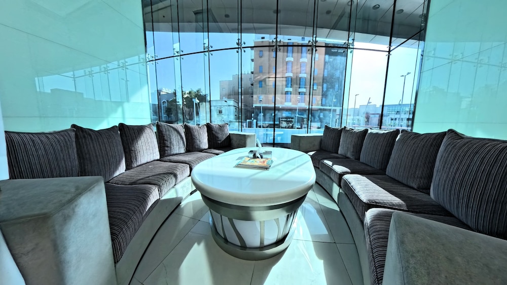 Mayral Grand For Hotel Apartments 35/50