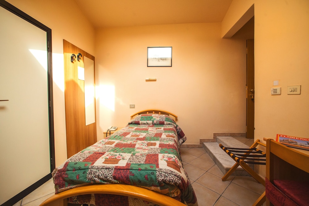 Hotel Villa Il Castagno 20/68
