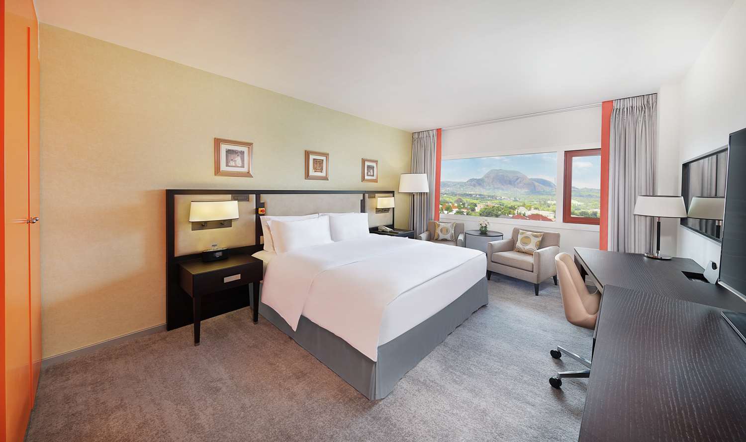 Ambassador, Suite, 2 Double Beds, King Bed