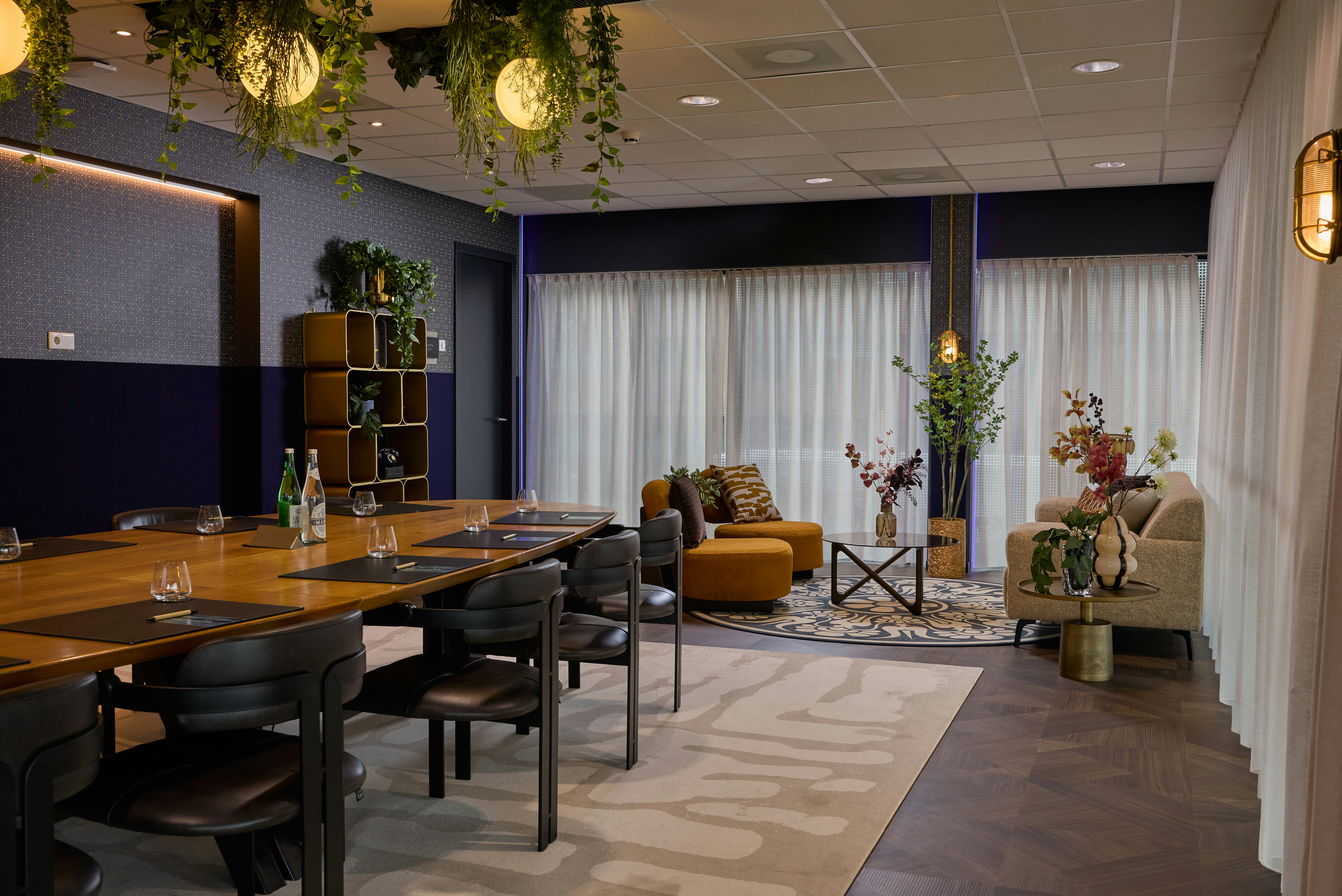 Haven Hotel Rotterdam, Curio Collection by Hilton 52/57