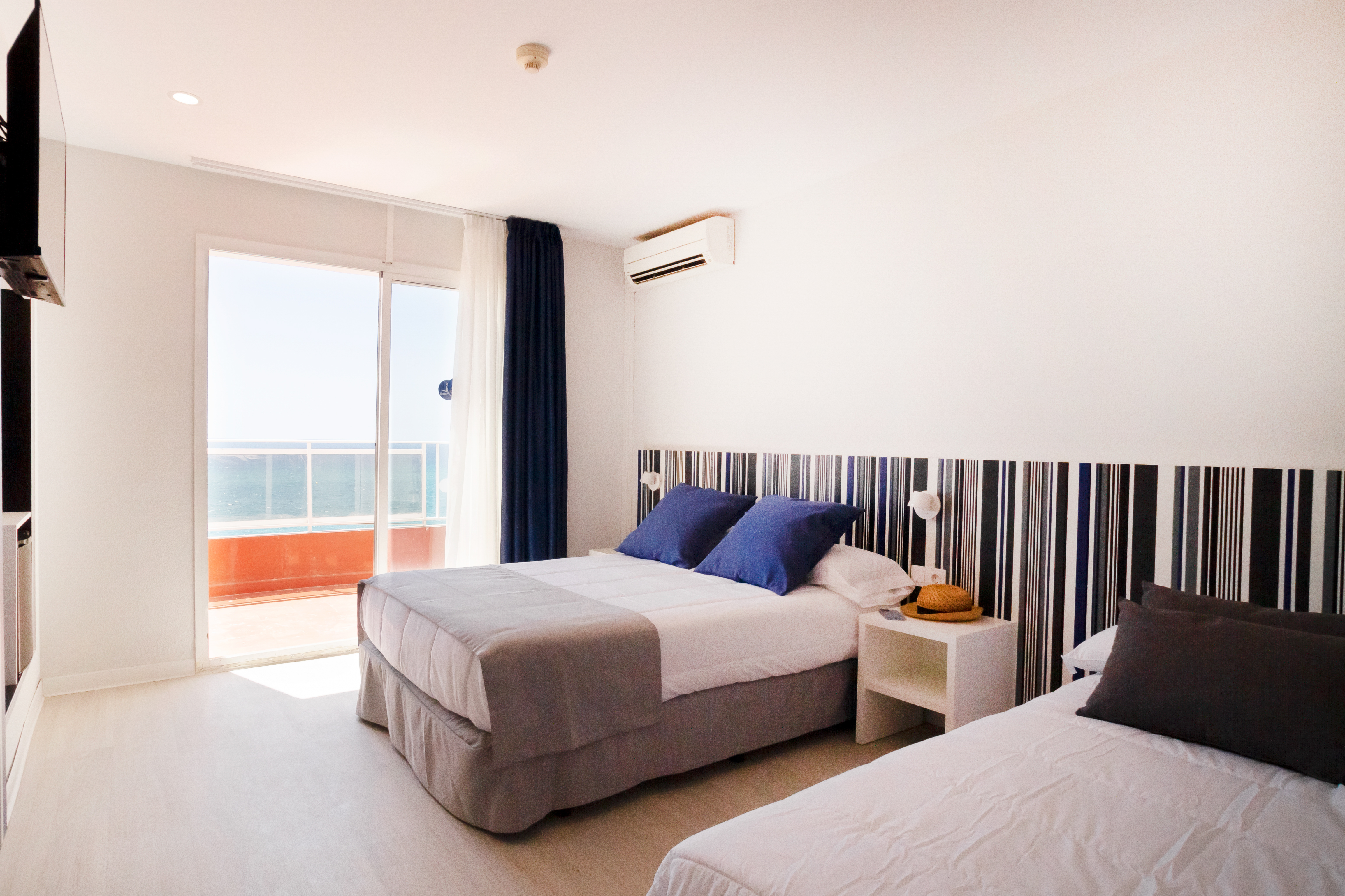 Room, Triple, Sea View