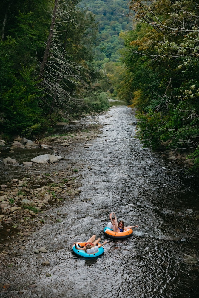 Urban Cowboy Lodge - Catskills 39/60