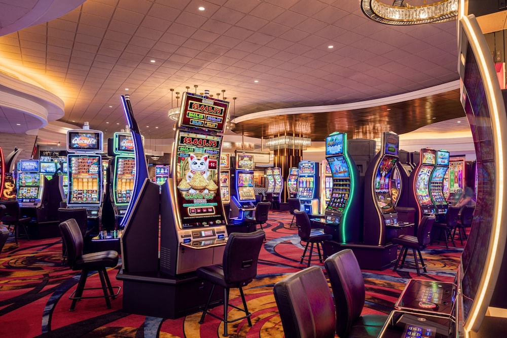 Horseshoe Black Hawk - A Caesars Rewards Destination 59/65