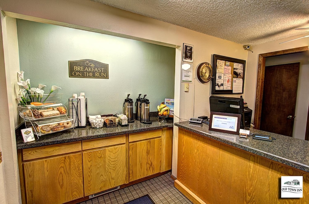 Super 8 by Wyndham Florence OR 10/38