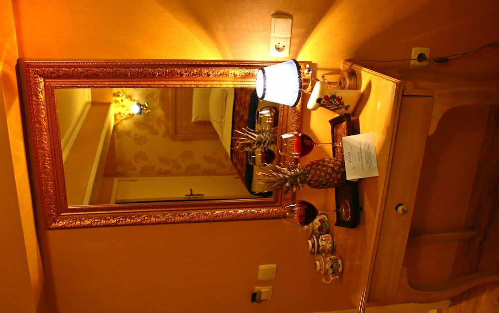 Divas Hotel 57/68