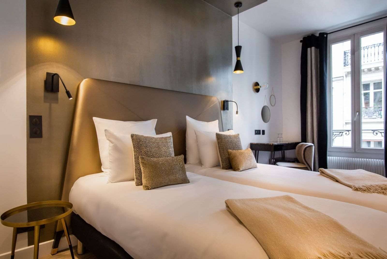 STANDARD, TWIN BEDS