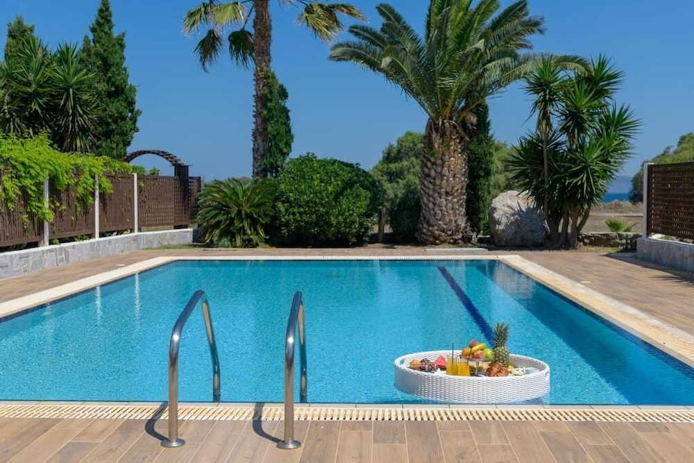 Natura Park Village Hotel & Spa 33/58