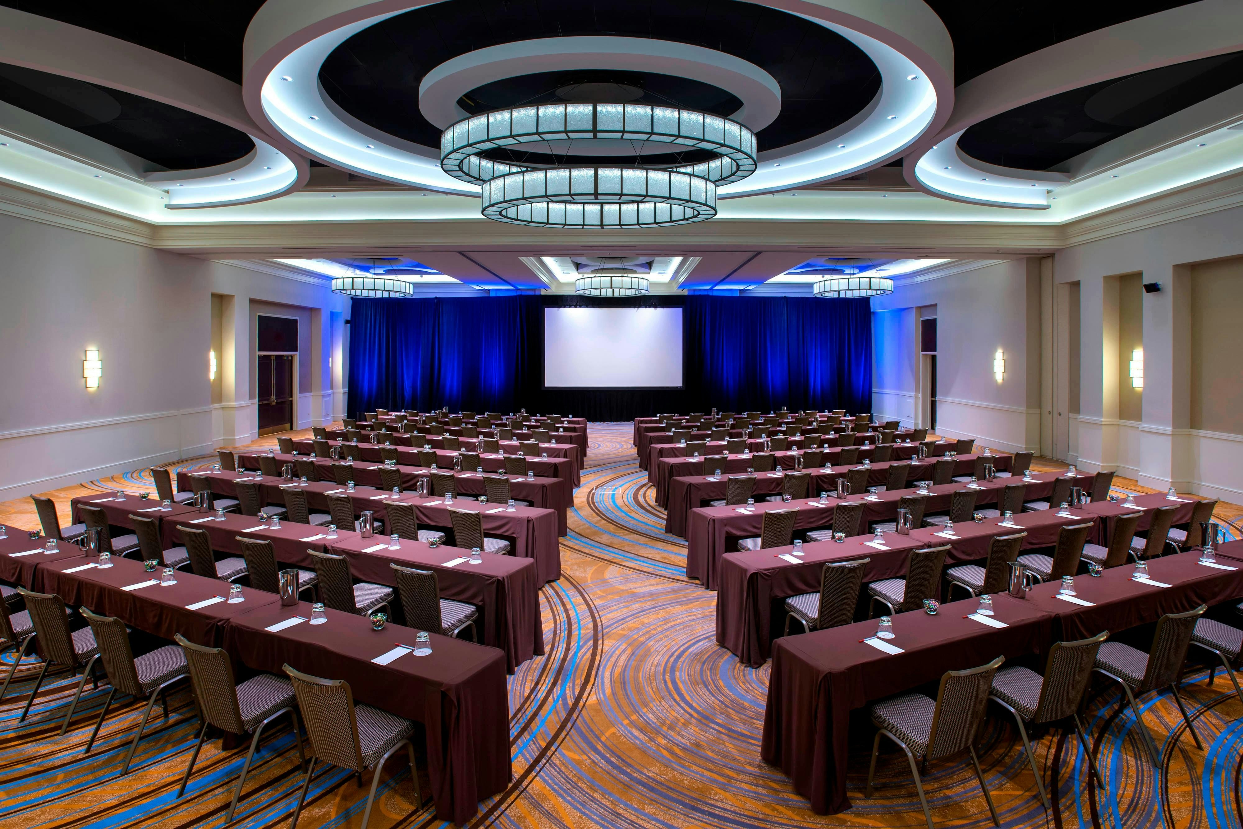 Newark Liberty International Airport Marriott 34/45