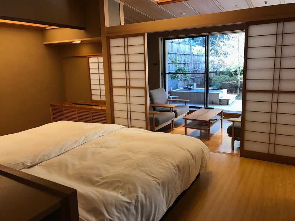 KAICHORO 2/26