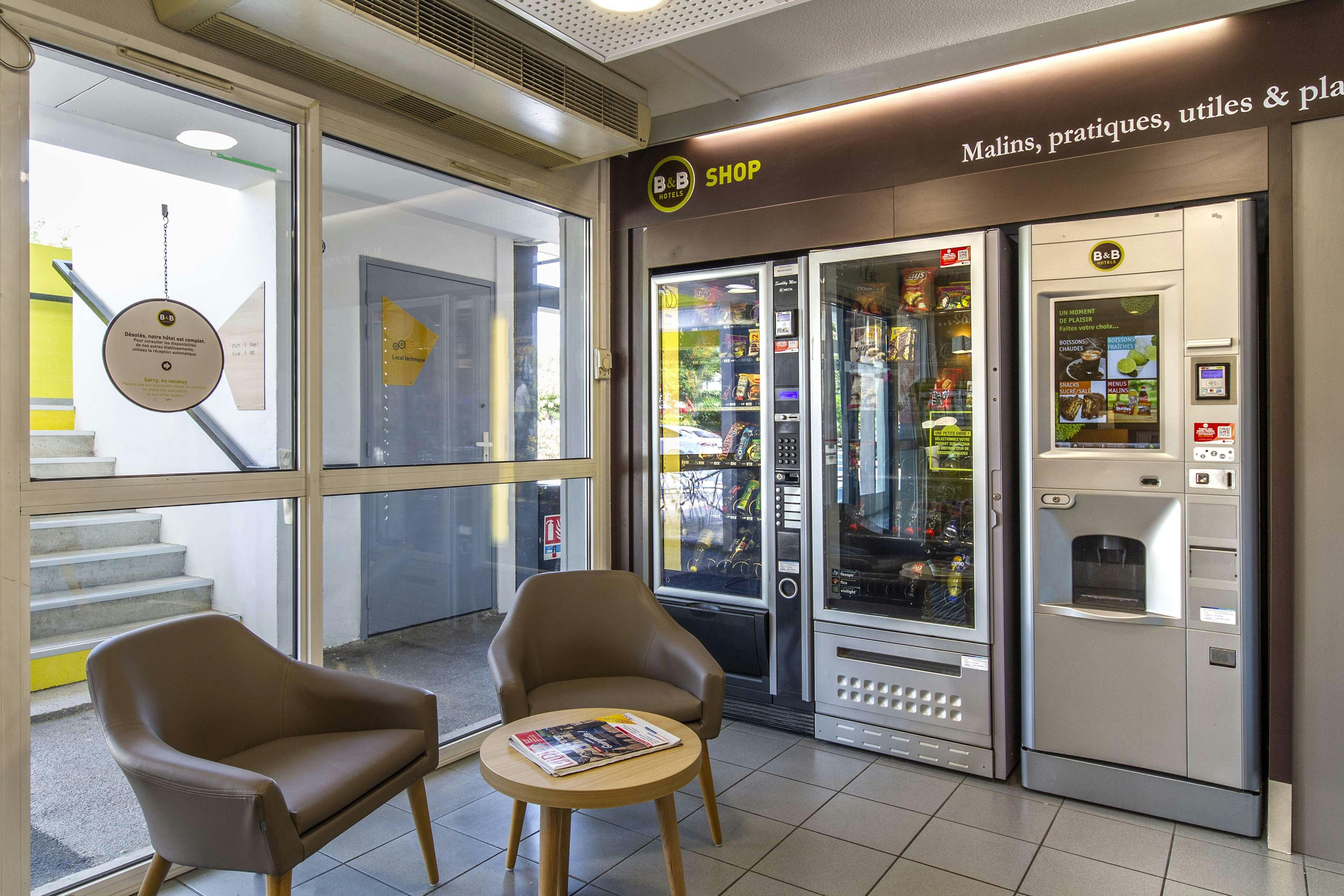B&B HOTEL Perpignan Sud Porte d Espagne 6/13