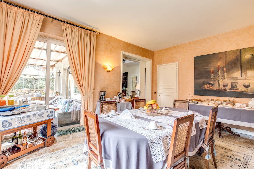 La Gaura Guest House 28/47