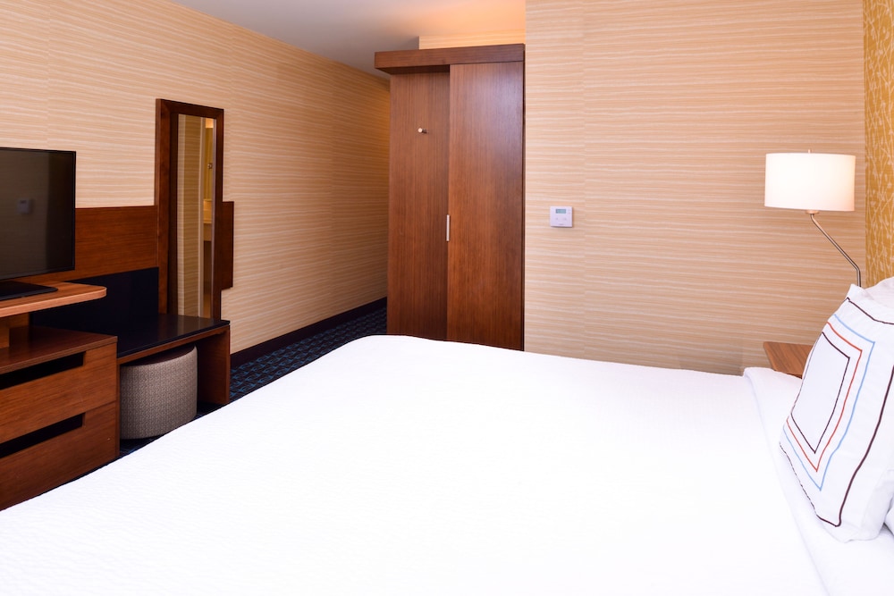 Fairfield By Marriott Inn Suites Plymouth White Mountains 6/47