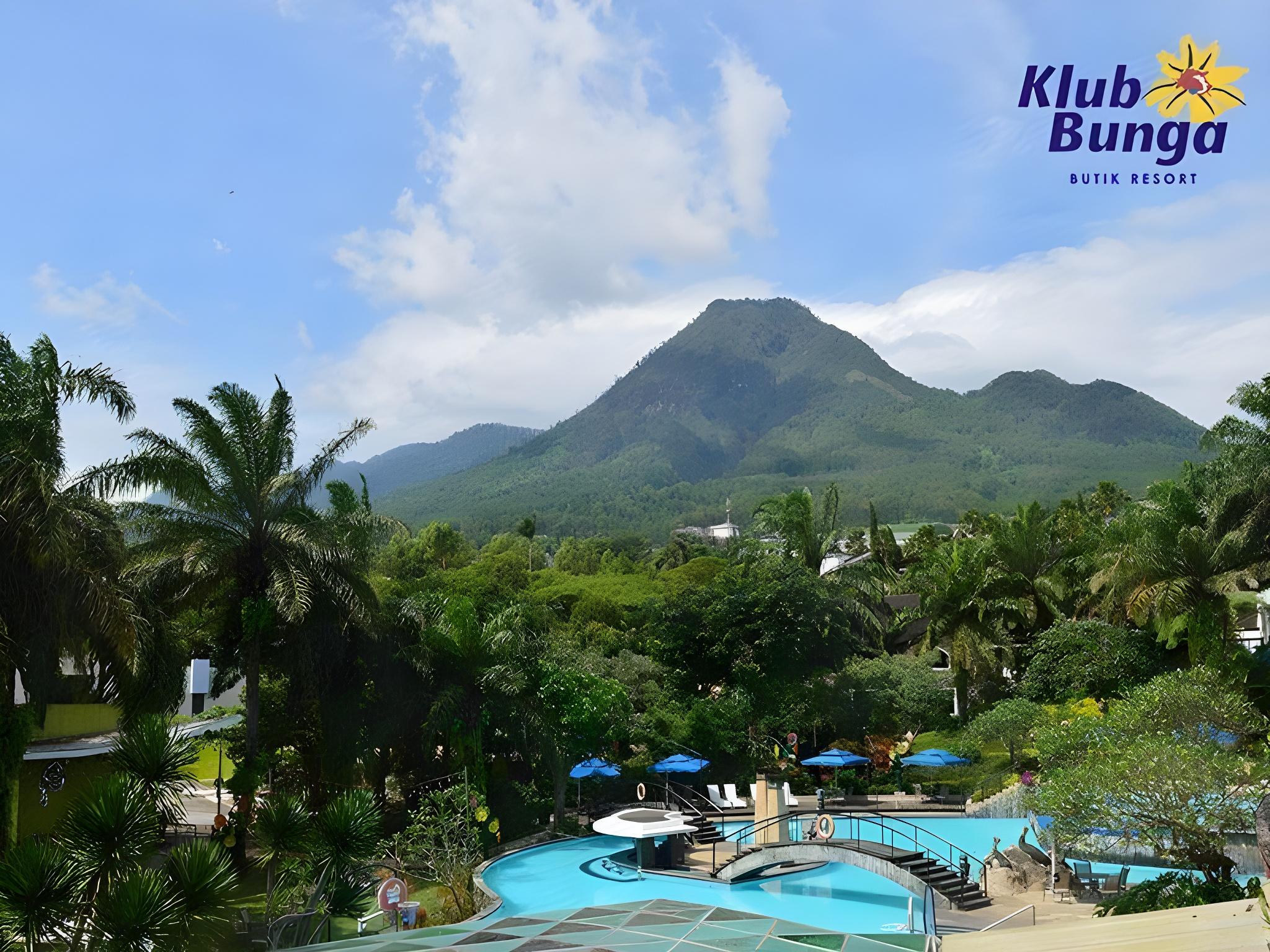 Klub Bunga Butik Resort 49/50