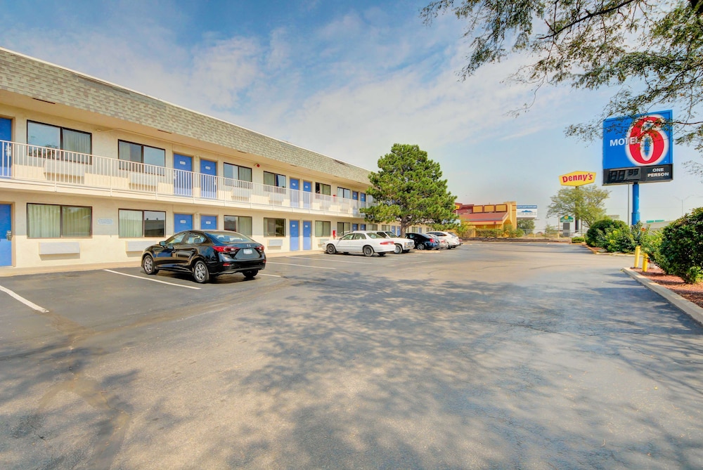 Motel6 Wichita, KS 36/44