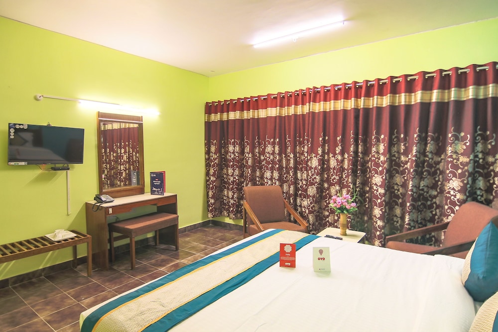 Oyo 10709 Hotel Sbt 13/23