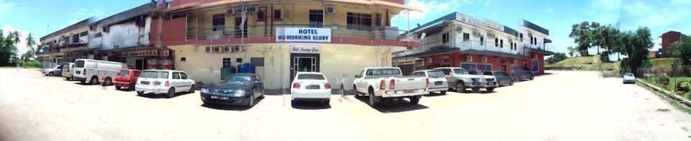 Morning Glory Hotel 1/32