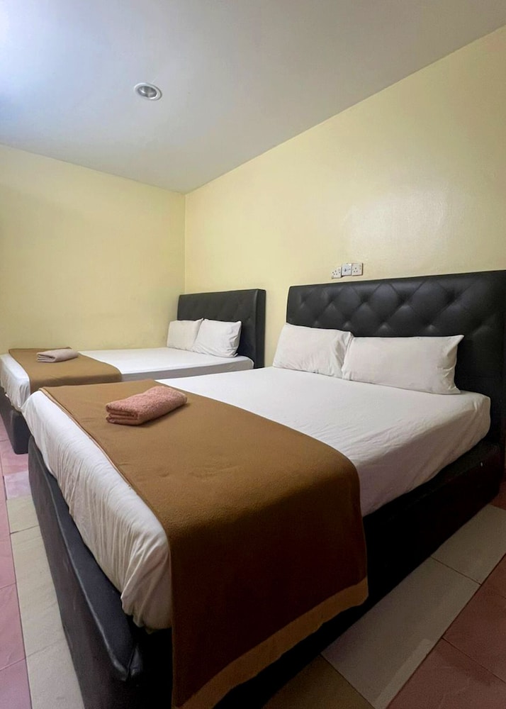 Seri Rawang Hotel 8/16