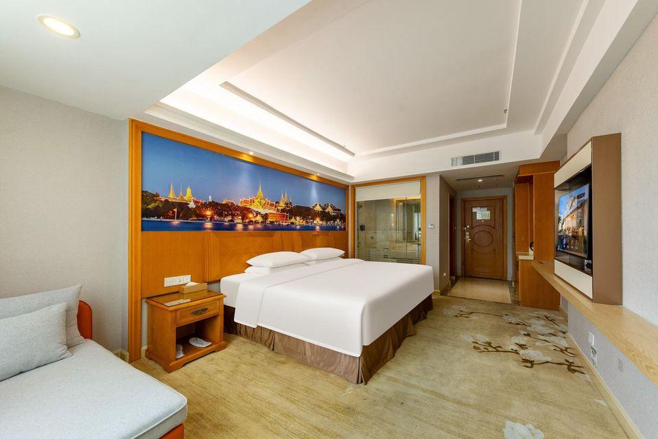 Business, Double Bed