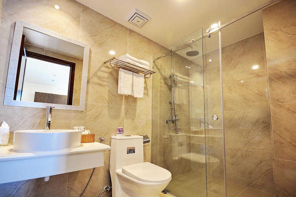 BOSS HOTEL NHA TRANG 69/72