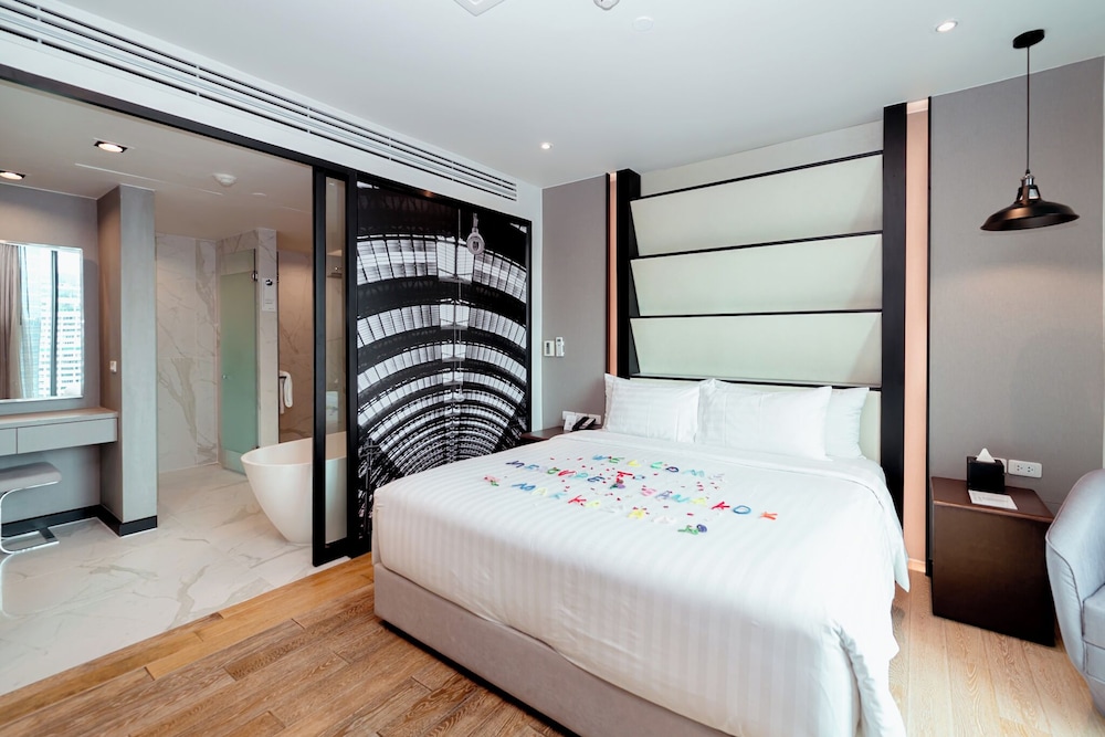 Mercure Bangkok Makkasan 28/79