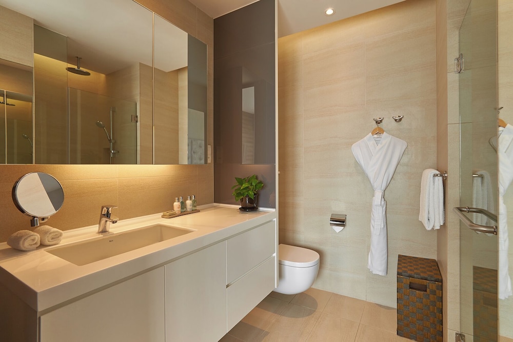 Pan Pacific Serviced Suites Beach Road 48/50