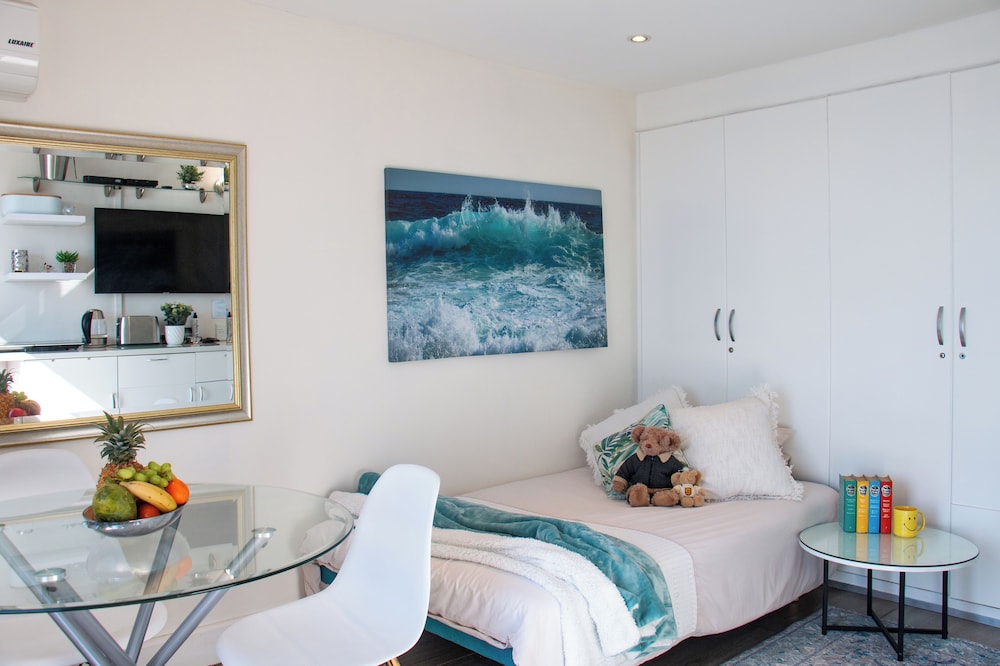 185 On Beach Boutique Suites And Apartments 11/44