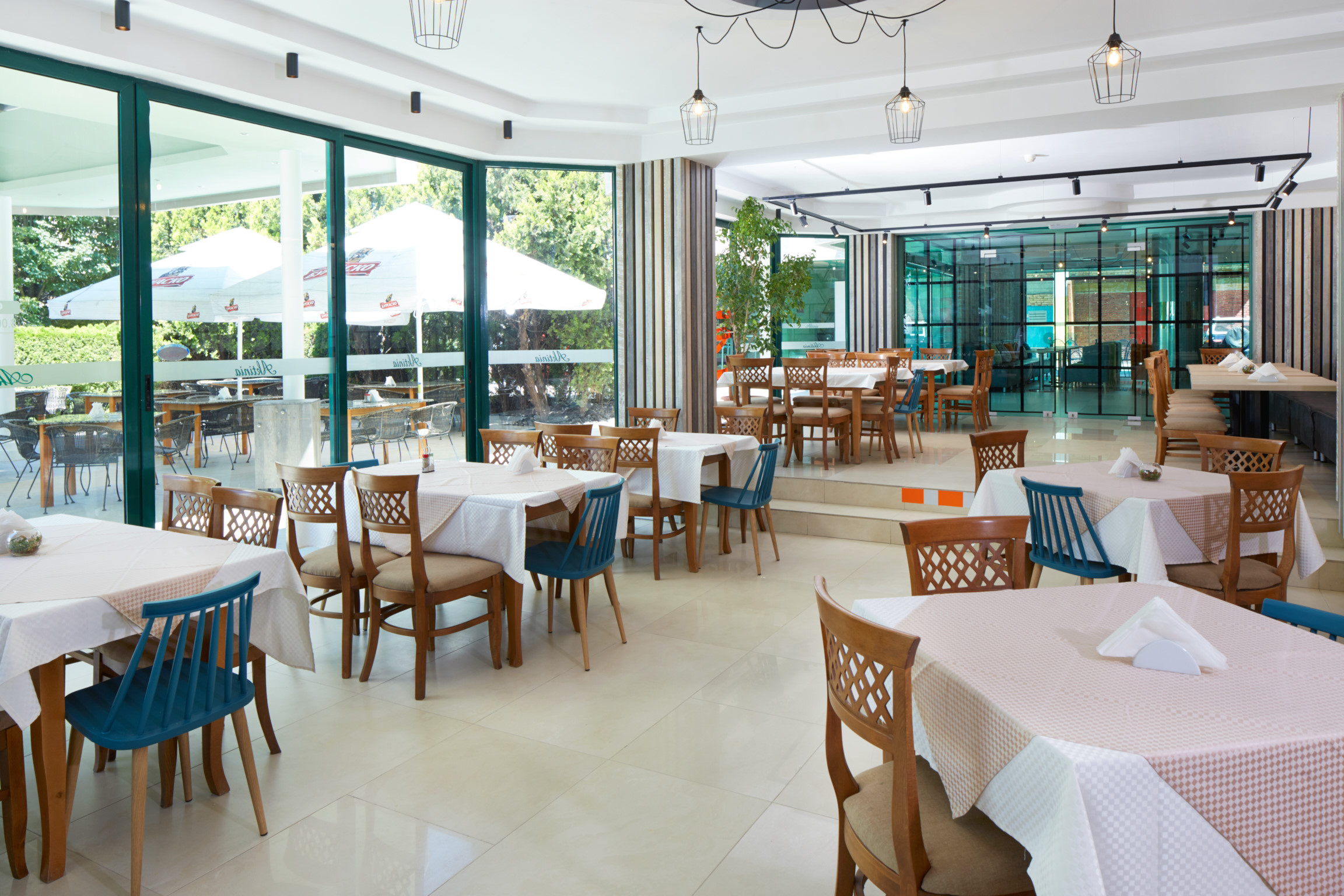 Aktinia Hotel 29/33