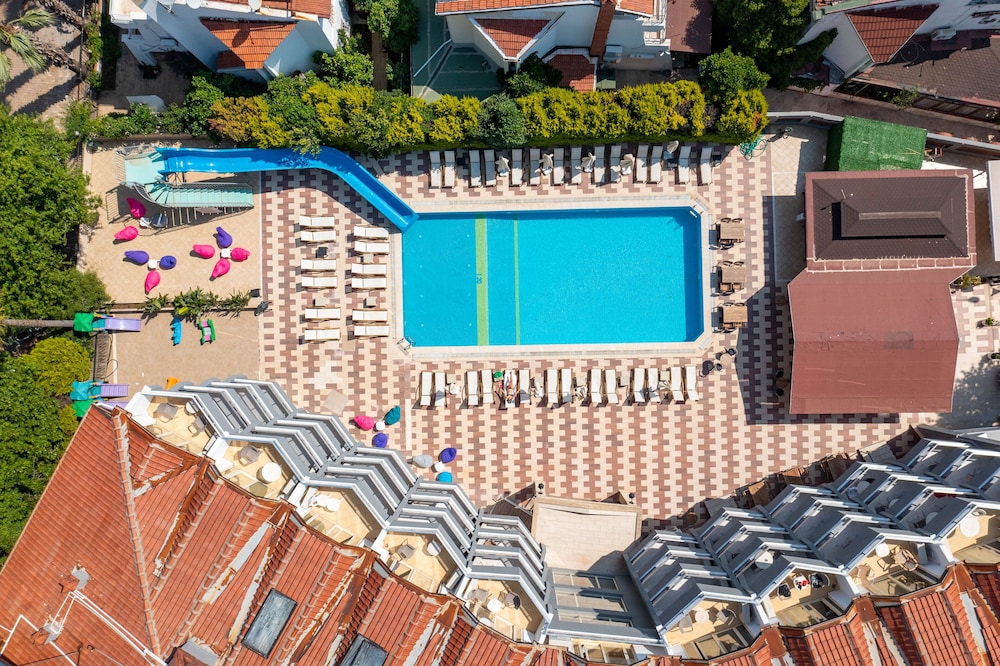 CLUB SELEN HOTEL 37/50