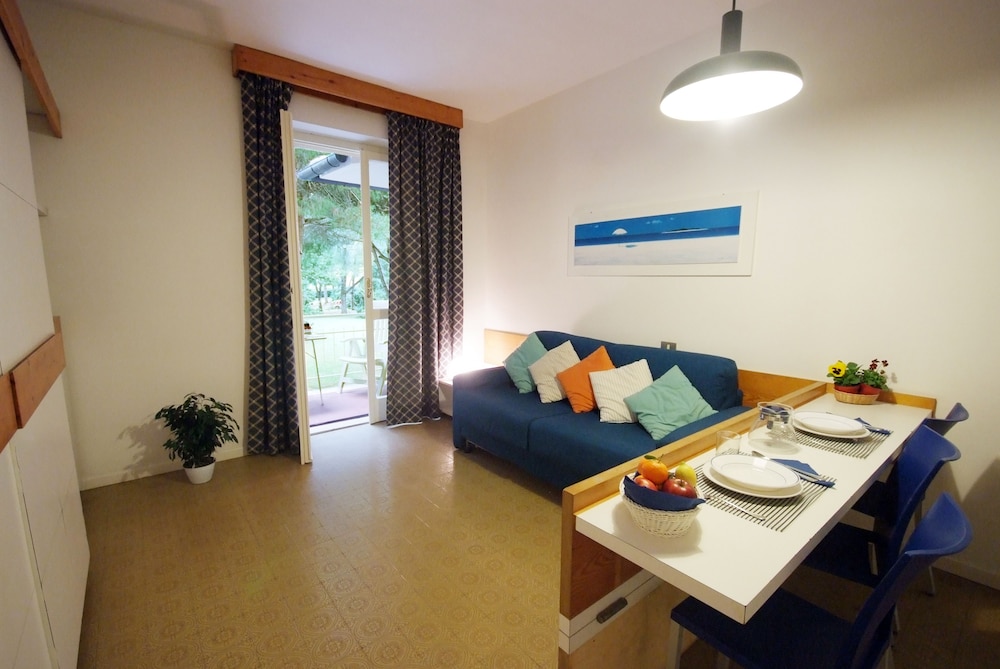 Residence Golfo Della Lacona 36/62