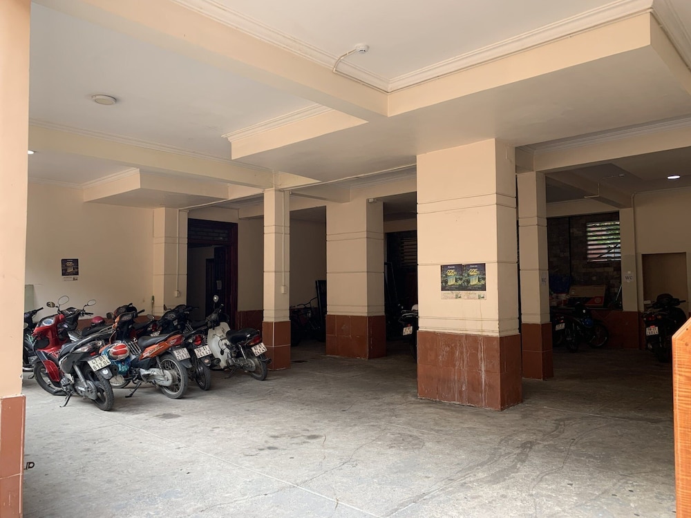 Ha Long Hotel 19/24