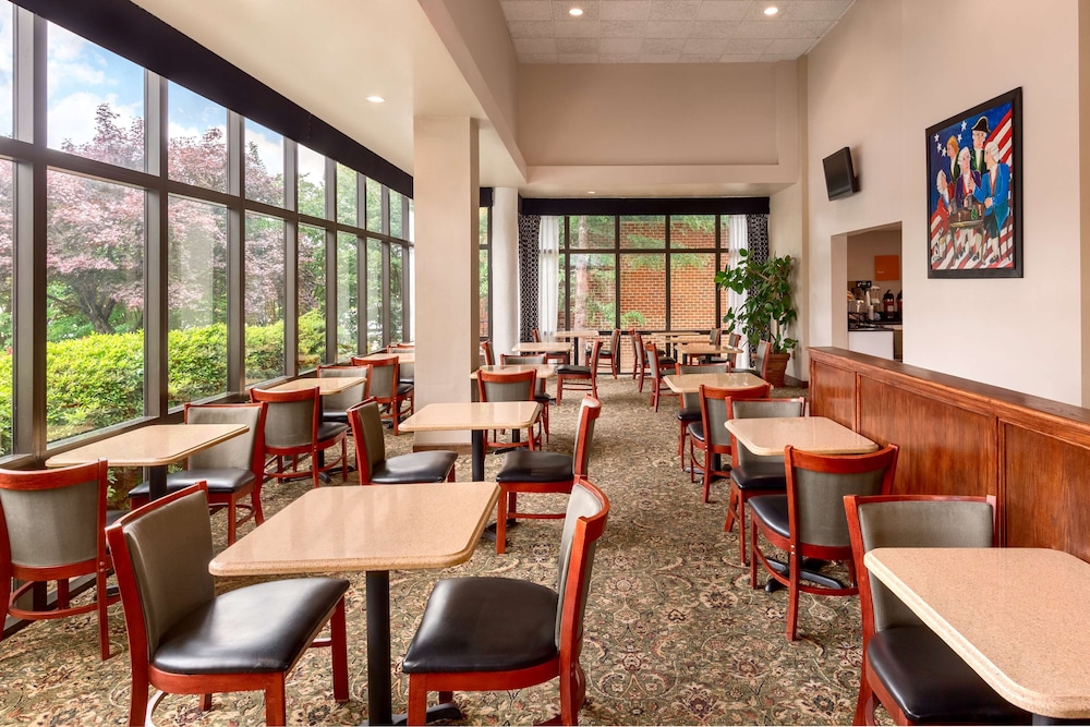 Wingate by Wyndham Williamsburg 30/49