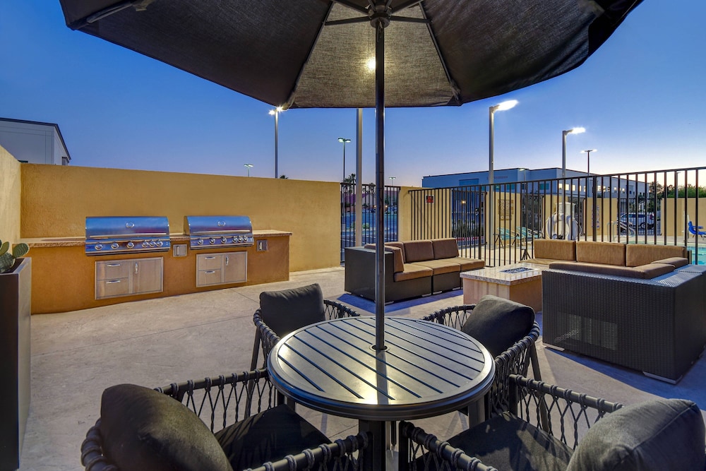Fairfield Inn & Suites by Marriott Las Vegas Airport South 28/53