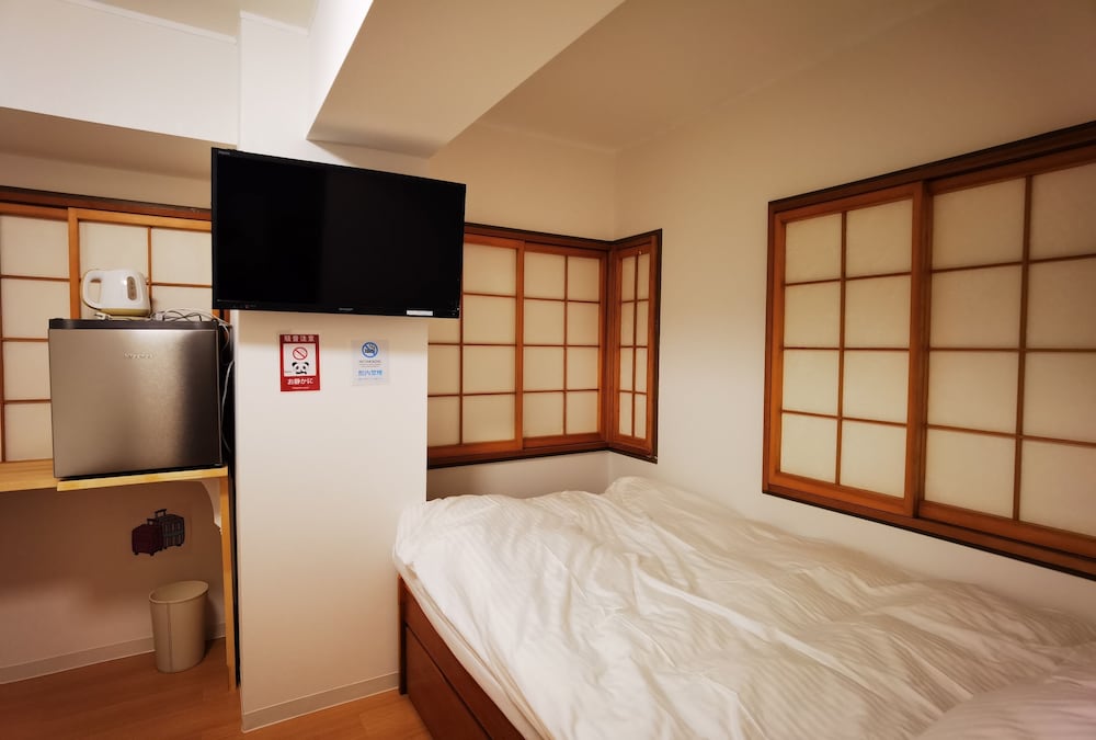 Belle Via Tokyo 20/50