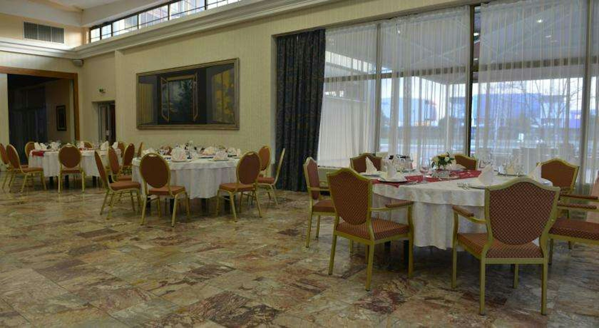 BEST WESTERN HOTEL BELLEVUE 18/27