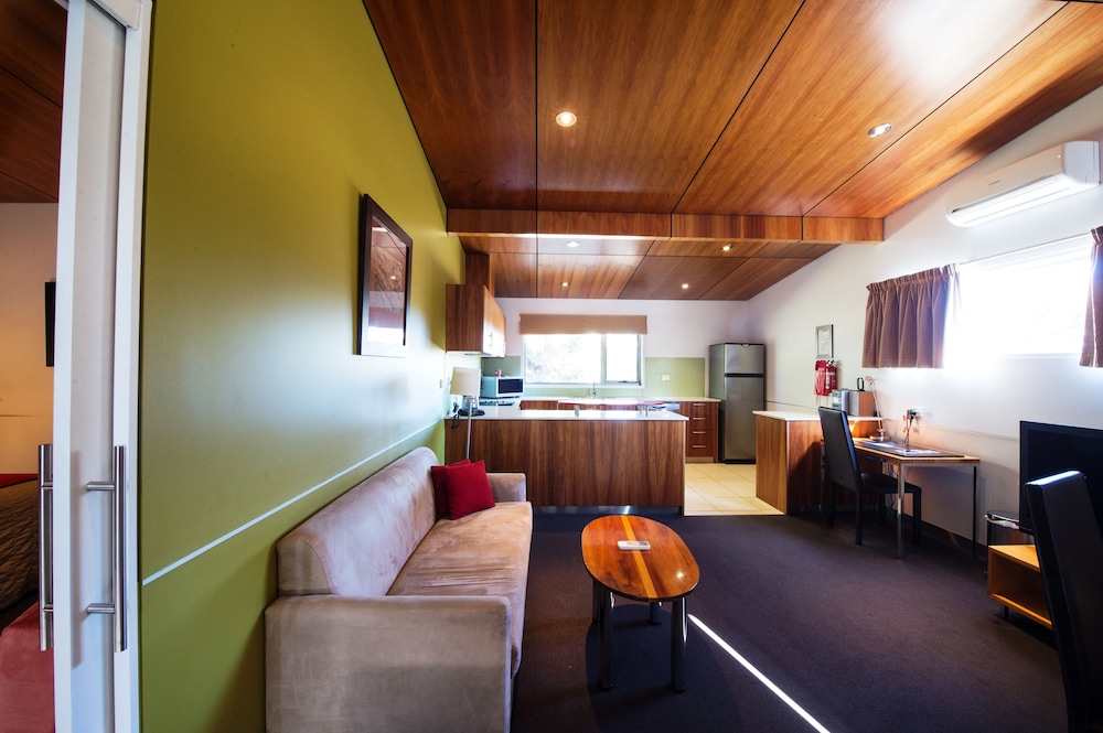 Tall Timbers Tasmania 31/41